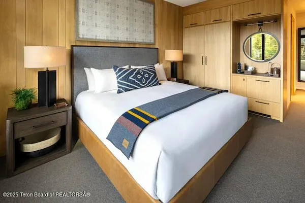 $2,795,000 | 14195 Weiskopf Way, Unit 324, Jackson, WY 83001