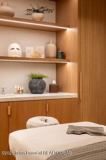 14195 Weiskopf Way, Unit 324 Jackson, WY 83001 - Photo 26 of 36 Spa Treatment Room