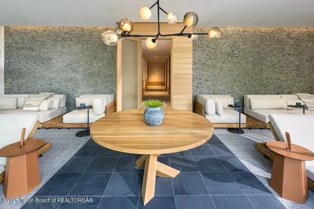 $2,795,000 | 14195 Weiskopf Way, Unit 324, Jackson, WY 83001