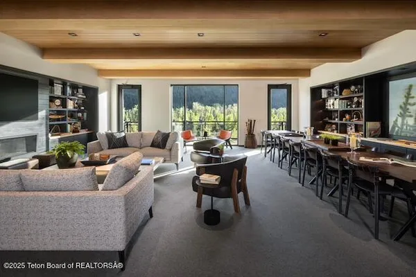 $2,795,000 | 14195 Weiskopf Way, Unit 324, Jackson, WY 83001