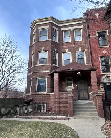 $2,050 | 5938 South Indiana Avenue, Unit 2, Chicago, IL 60637