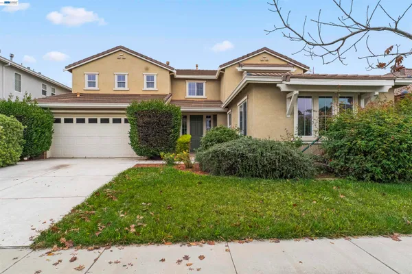 $589,888 | 204 Daylilly Lane, Patterson, CA 95363