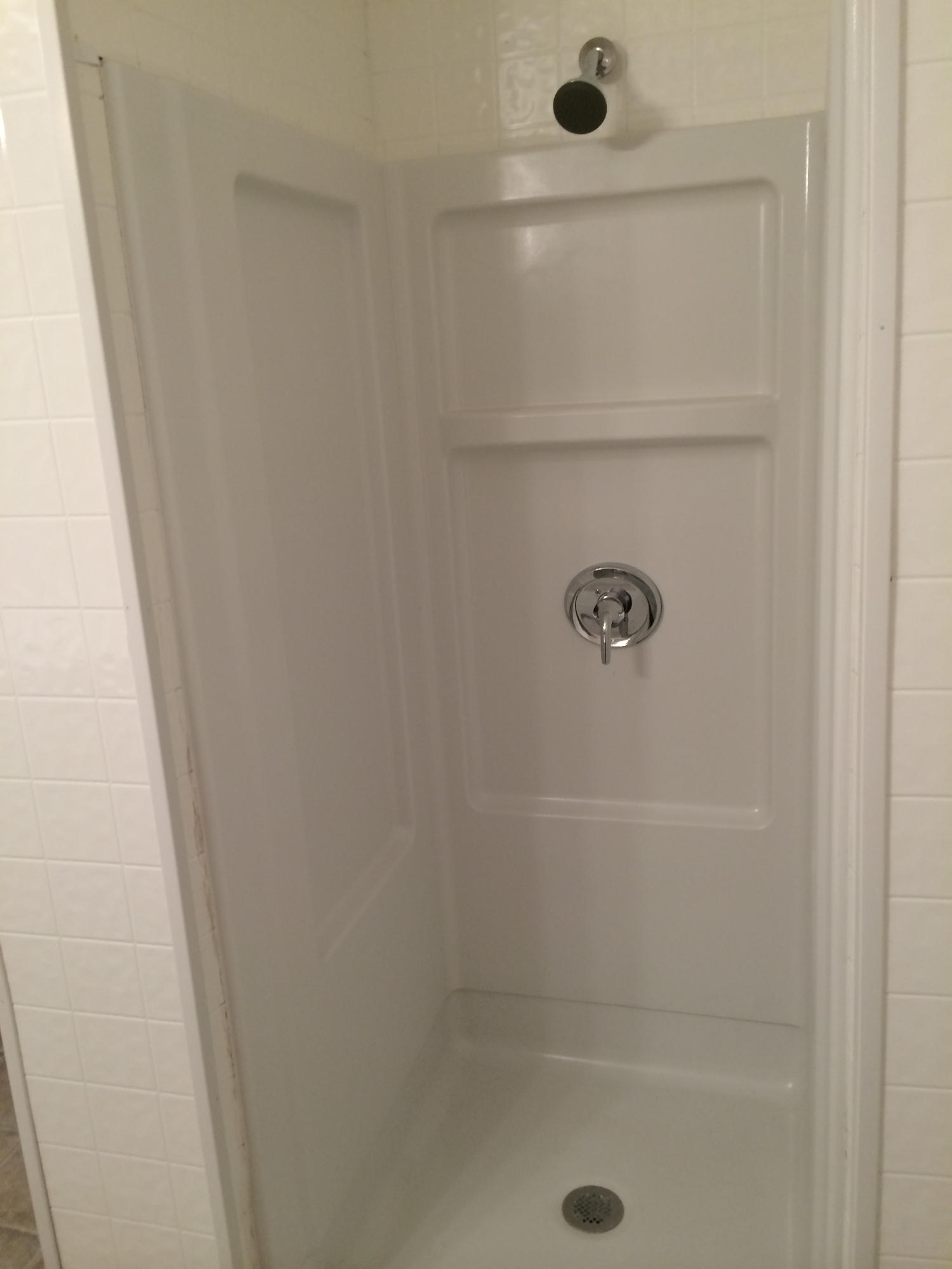 214 Jim Garrett Road Crossville, TN 38571 - Photo 11 of 14 Shower