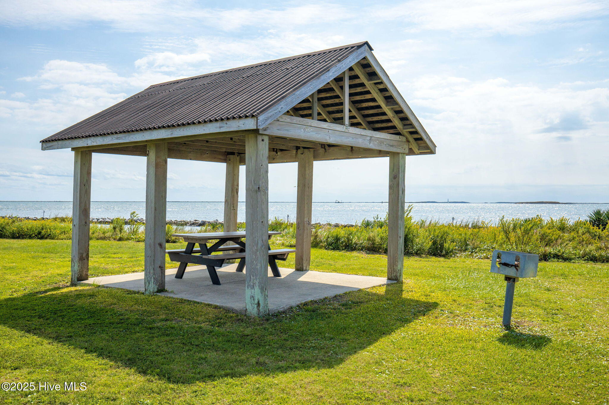 177 Huntley Road Harkers Island, NC 28531 - Photo 19 of 26 Picnic Area
