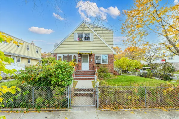 $1,236,000 | 76-04 167th Street, Unit 2 | Hillcrest