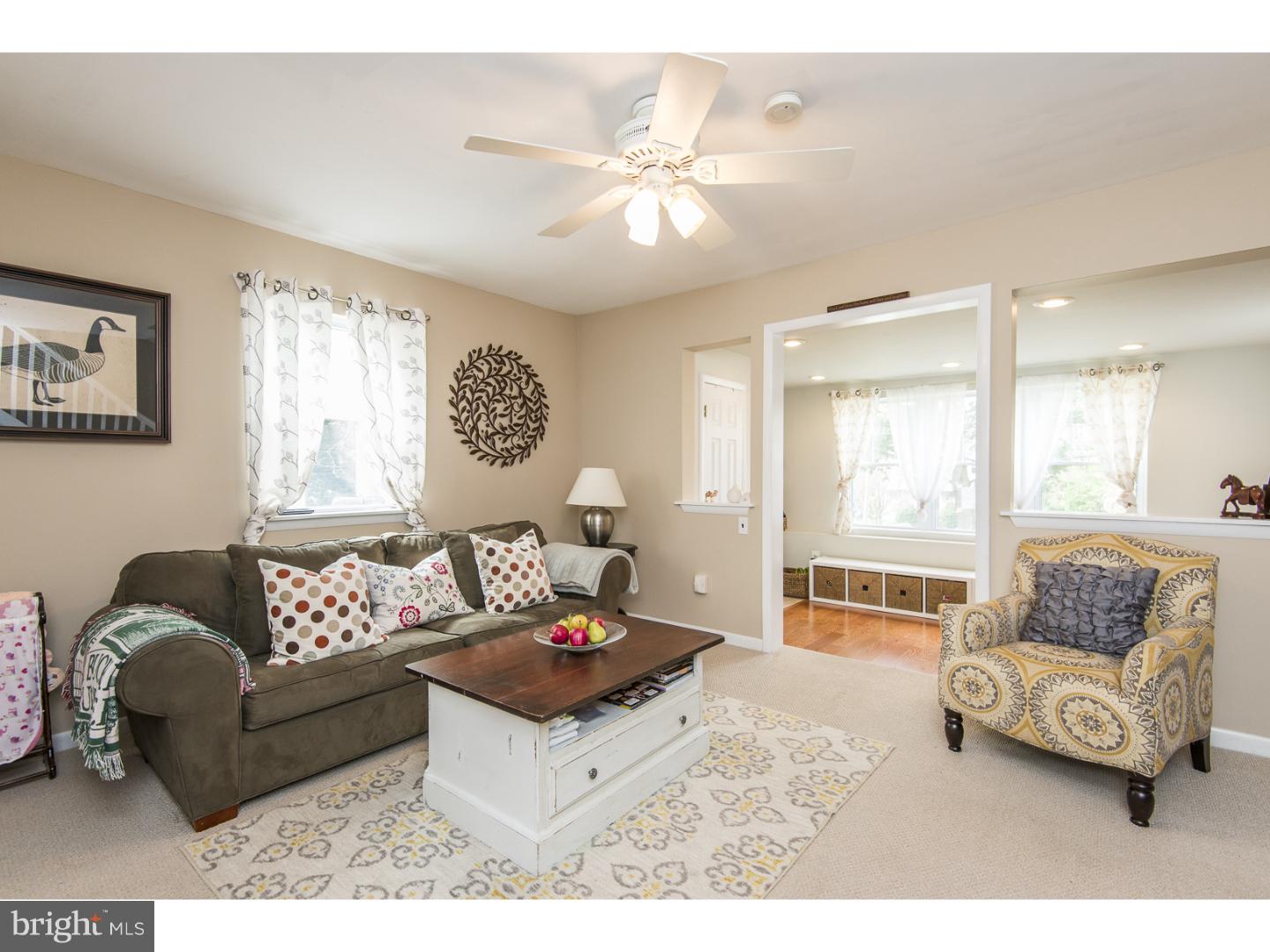 211 Valley View Road Media, PA 19063 - Photo 8 of 24 Living Room