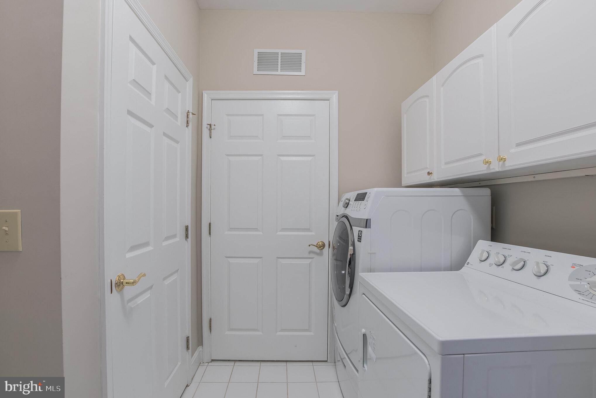41 Hedge Row Road Princeton, NJ 08540 - Photo 18 of 29 Laundry Room