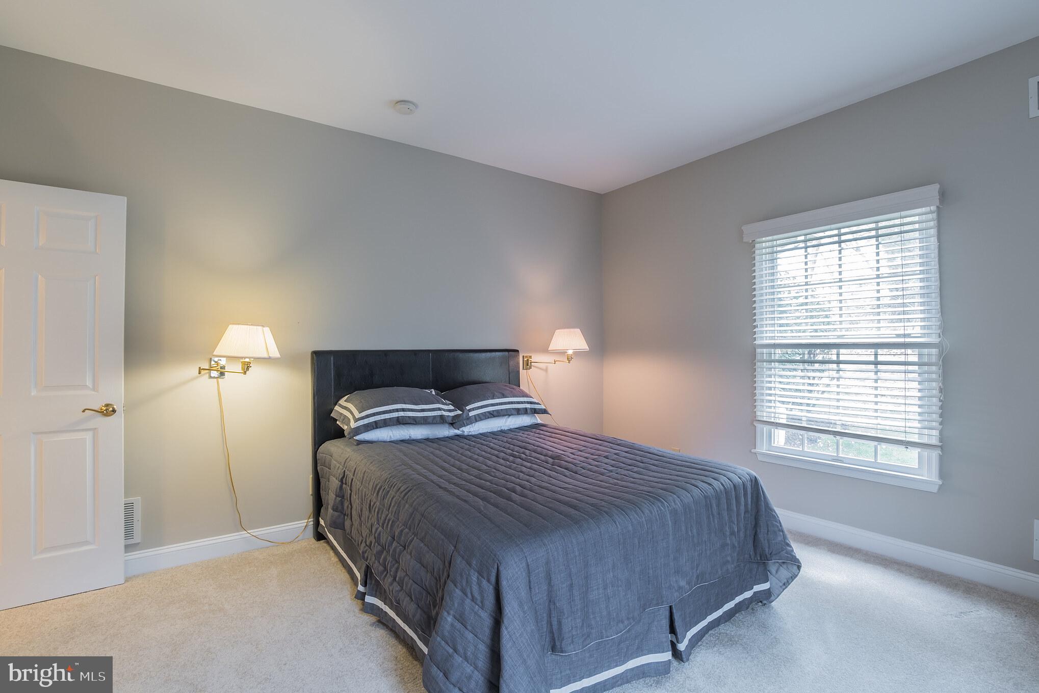 41 Hedge Row Road Princeton, NJ 08540 - Photo 24 of 29 2nd Bedroom