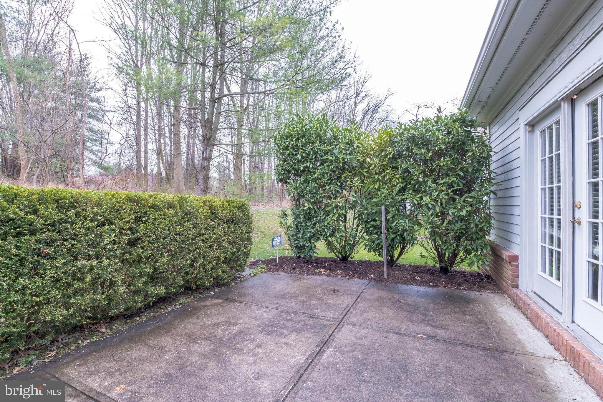 41 Hedge Row Road Princeton, NJ 08540 - Photo 26 of 29 Back Patio