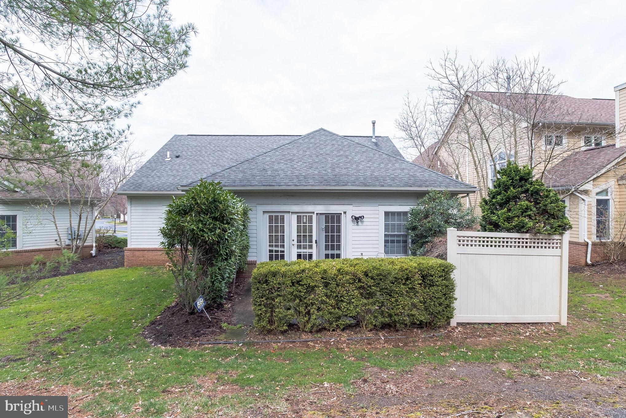 41 Hedge Row Road Princeton, NJ 08540 - Photo 27 of 29 Backyard