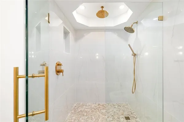 $1,350,000 | 19 Whispering Sands Drive, Unit 302, Sarasota, FL 34242