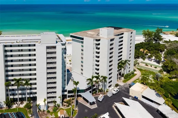 $1,350,000 | 19 Whispering Sands Drive, Unit 302, Sarasota, FL 34242