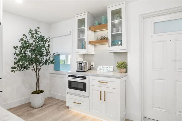 $1,350,000 | 19 Whispering Sands Drive, Unit 302, Sarasota, FL 34242