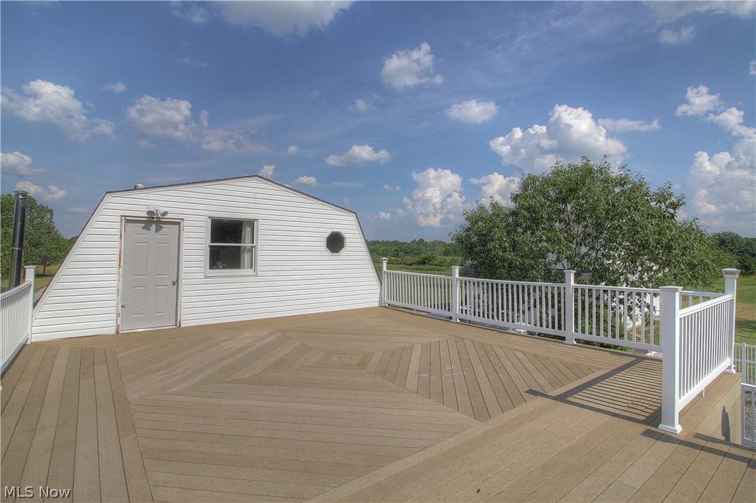 2387 Porter Road Atwater, OH 44201 - Photo 27 of 35 garage upper deck