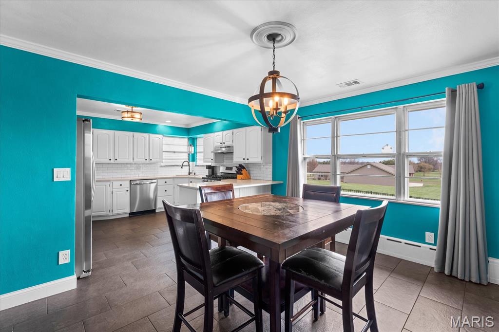 2712 Vulliet Road Highland, IL 62249 - Photo 12 of 48