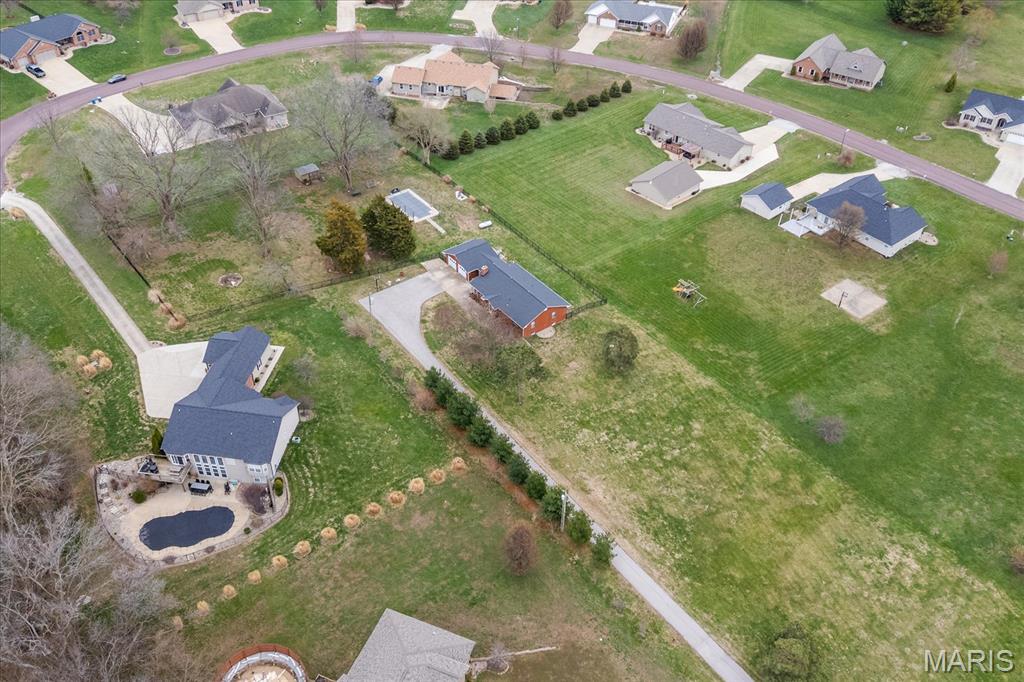 2712 Vulliet Road Highland, IL 62249 - Photo 9 of 52