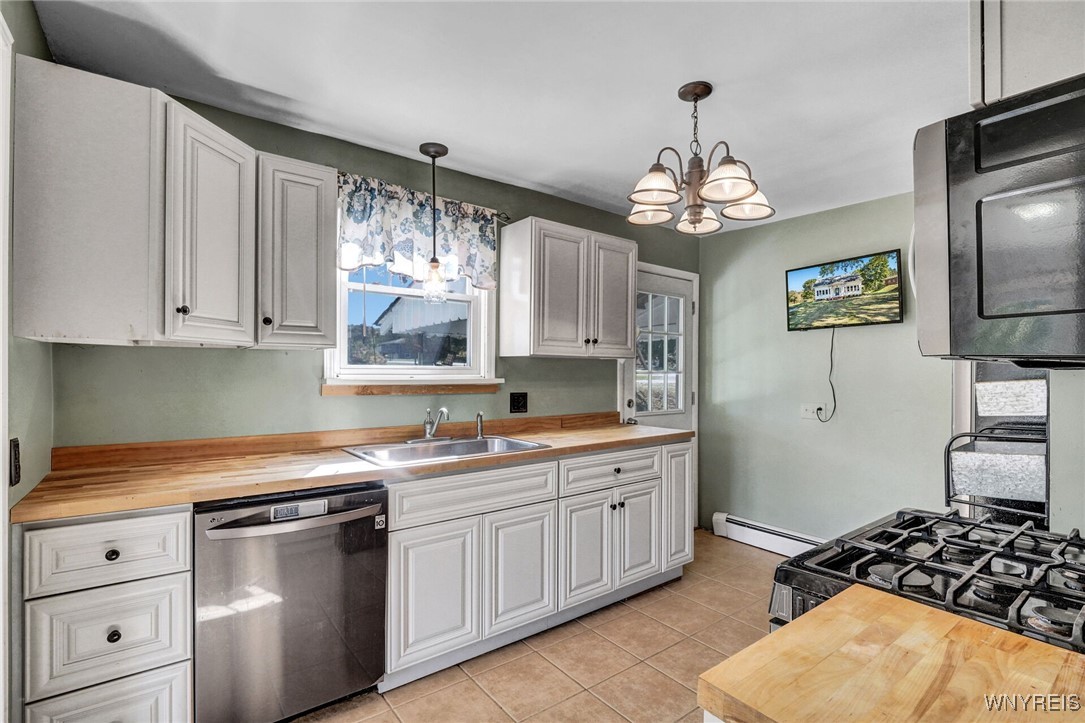 164 Capitol Heights Holland, NY 14080 - Photo 19 of 38