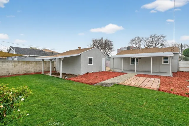 $1,100,000 | 4392 Elm Avenue, Long Beach, CA 90807