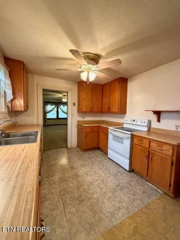 $215,000 | 1424 Everett Avenue, Maryville, TN 37804