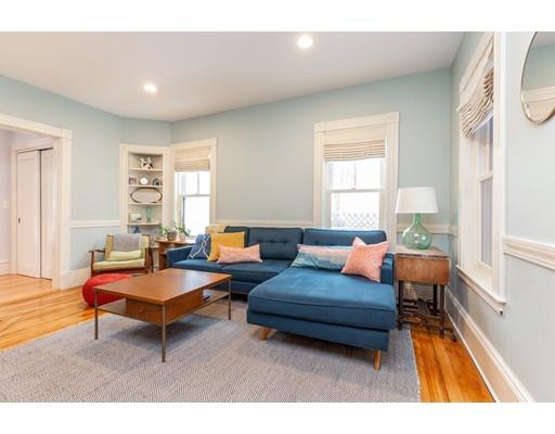 14 Warwick Road Melrose, MA 02176 - Photo 6 of 18 Gallery Image 6