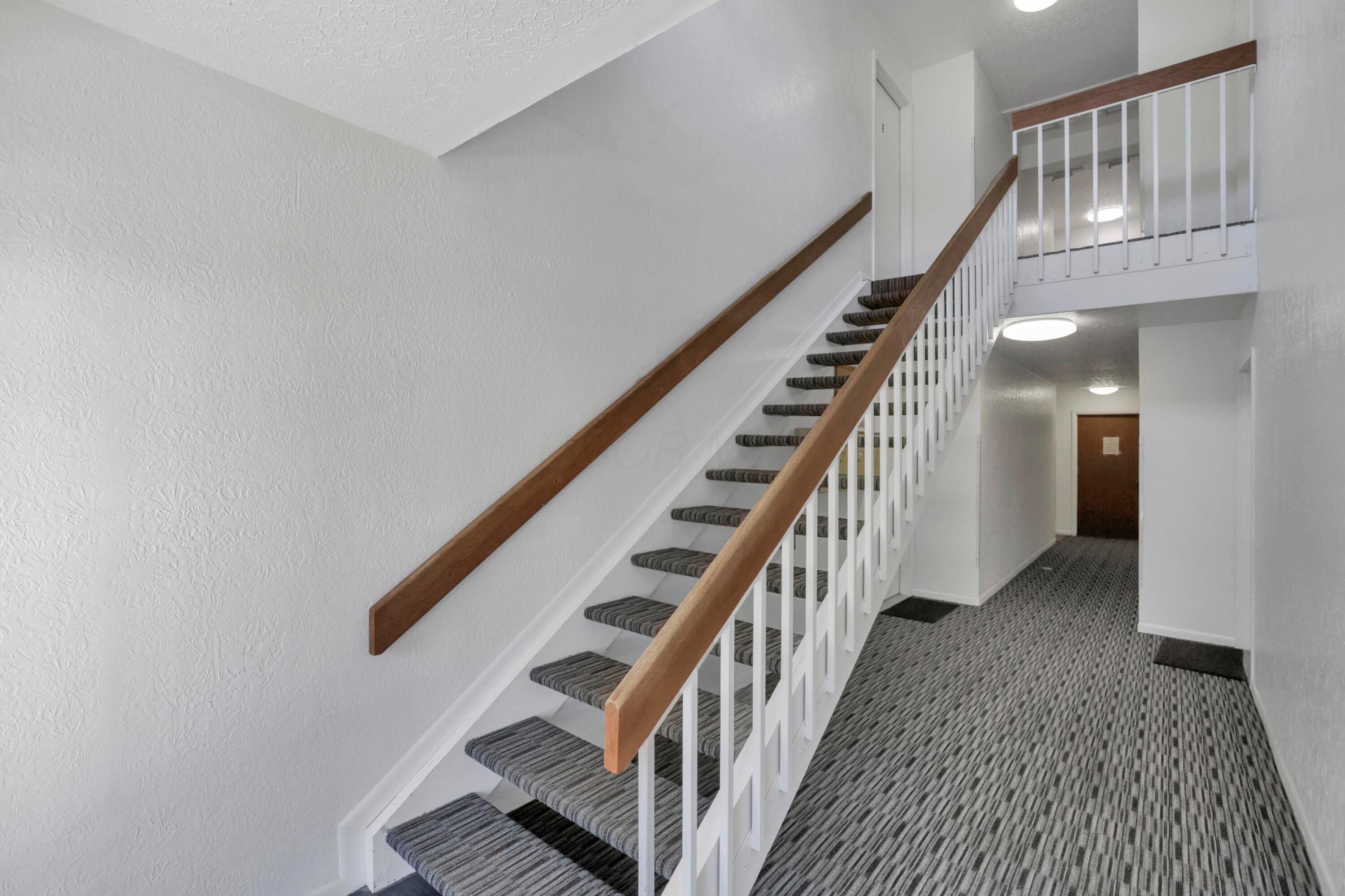 2269 Hedgerow Road, Unit 2269B Columbus, OH 43220 - Photo 22 of 23