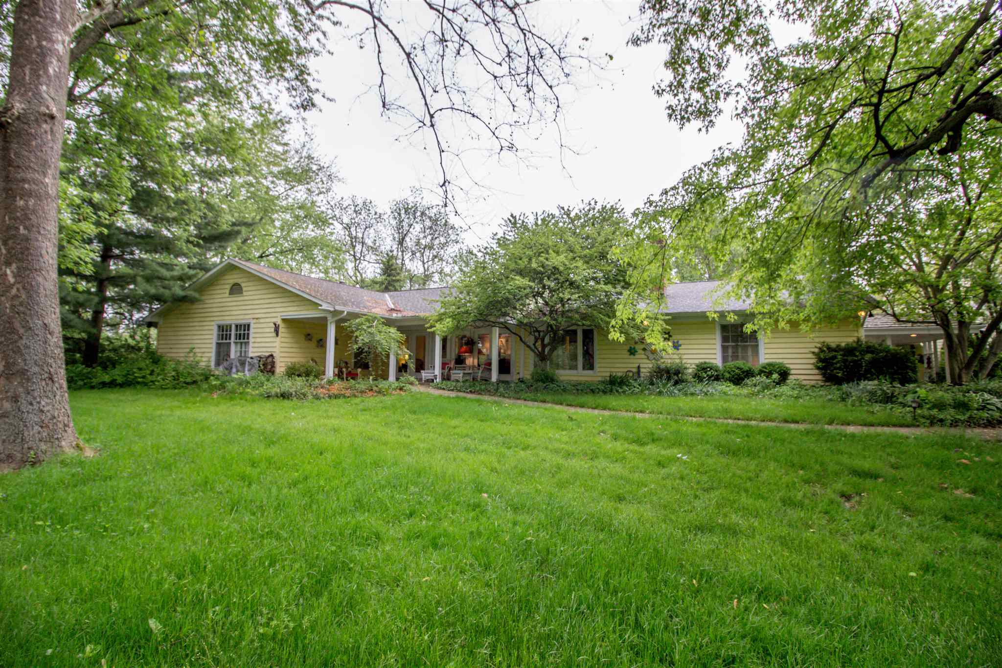 10520 Covington Road Fort Wayne, IN 46814 - Photo 1 of 36 Gallery Image 1