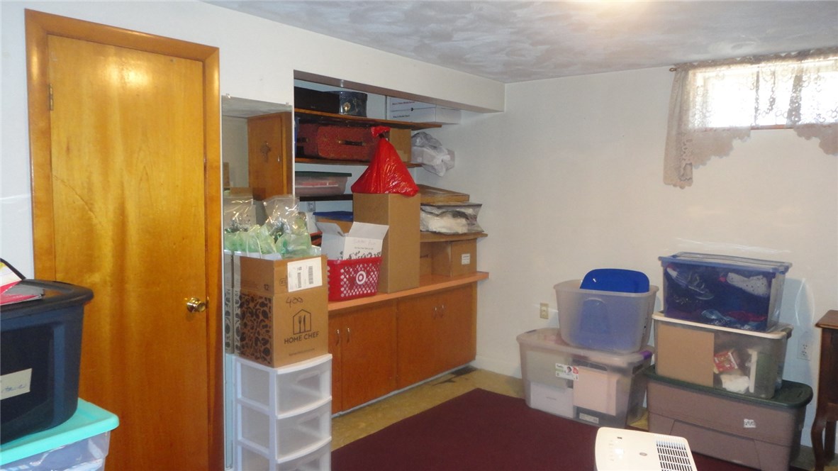 276 Cooper Road Glocester, RI 02814 - Photo 23 of 31 lower level room