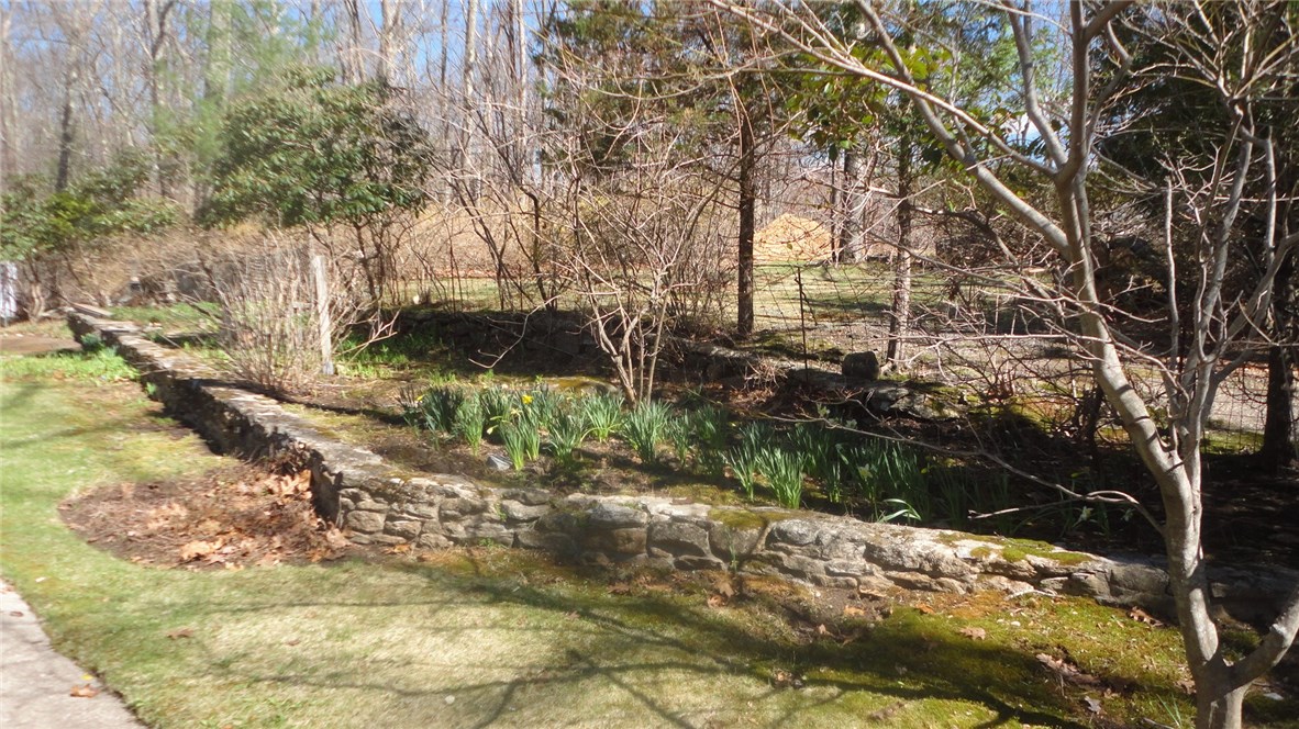 276 Cooper Road Glocester, RI 02814 - Photo 27 of 31