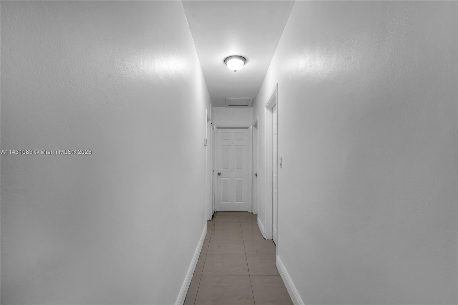 12371 Southwest 191st Street Miami, FL 33177 - Photo 7 of 19 a view of a hallway