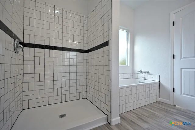 $2,300 | 1234 Clearcreek Drive, Canyon Lake, TX 78133