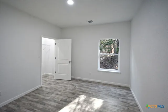 $2,300 | 1234 Clearcreek Drive, Canyon Lake, TX 78133