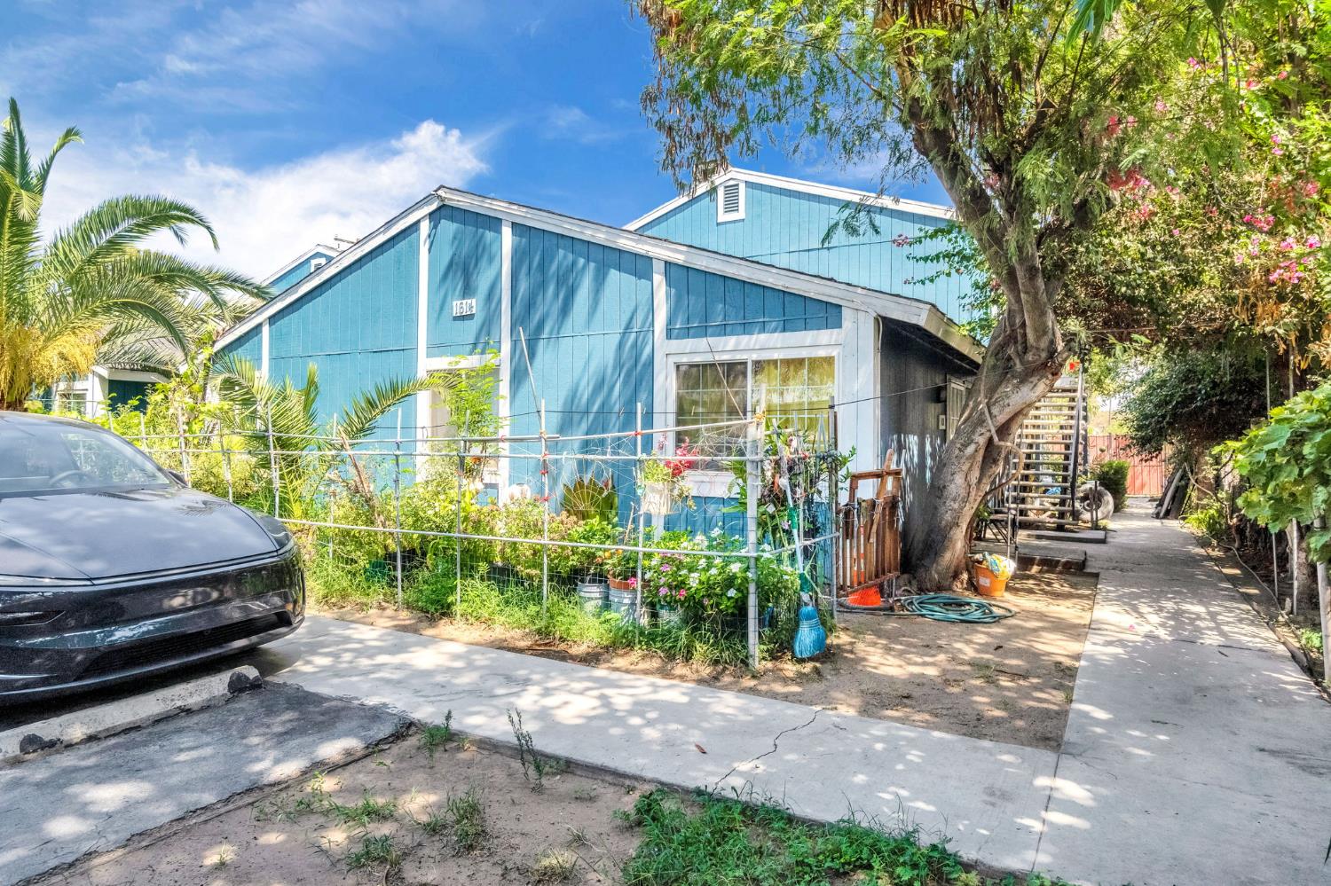 1614 B Street Fresno, CA 93706 - Photo 18 of 32