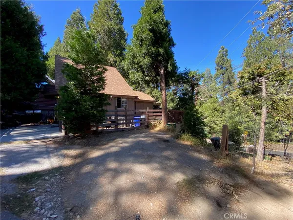 $235,000 | 23370 Seeley Way, Crestline, CA 92325