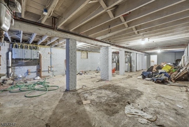 747 South 10th Street Newark, NJ 07108 - Photo 26 of 30