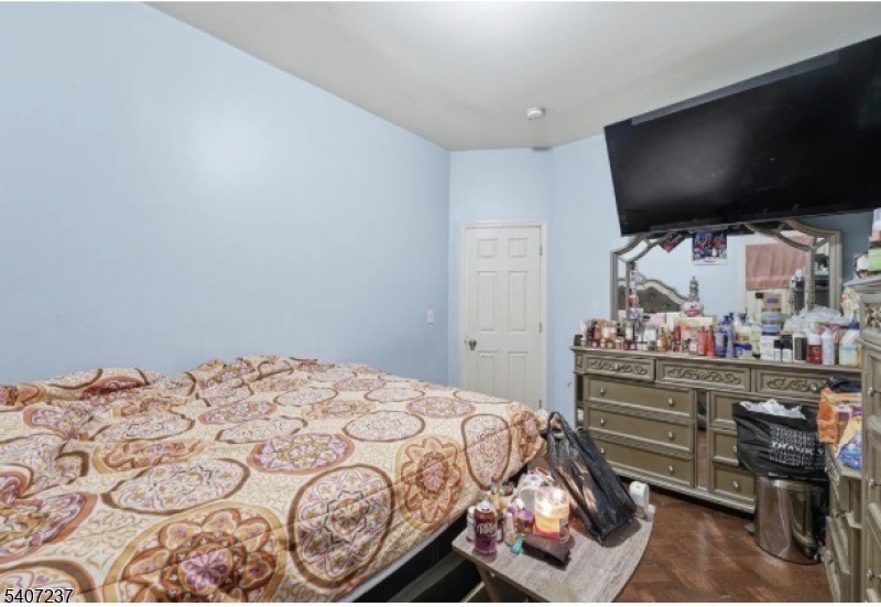 747 South 10th Street Newark, NJ 07108 - Photo 7 of 30