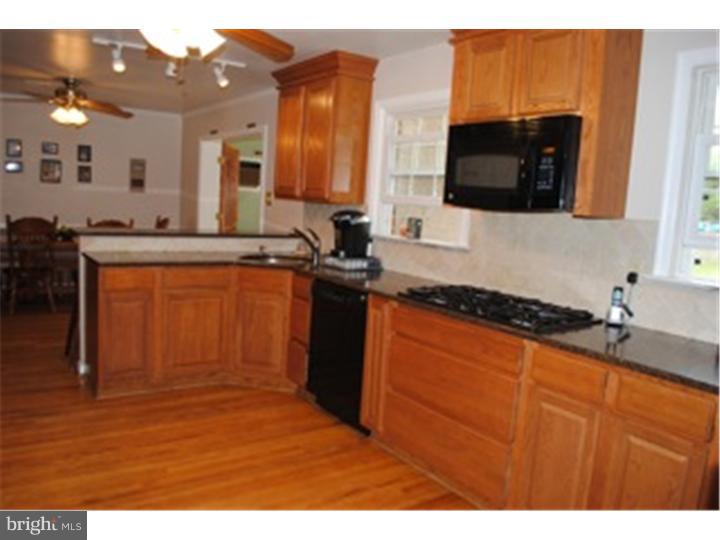 46 Ralston Avenue Havertown, PA 19083 - Photo 8 of 25 Kitchen