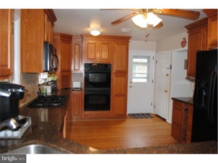46 Ralston Avenue Havertown, PA 19083 - Photo 10 of 25 Kitchen