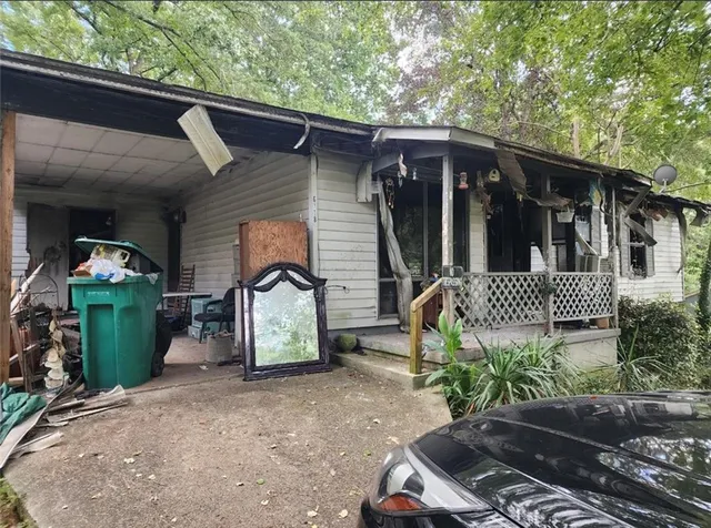 $65,000 | 6118 Biscayne Drive, Forest Park, GA 30297