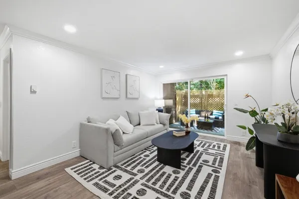 $599,999 | 1221 Yarwood Court, San Jose, CA 95128