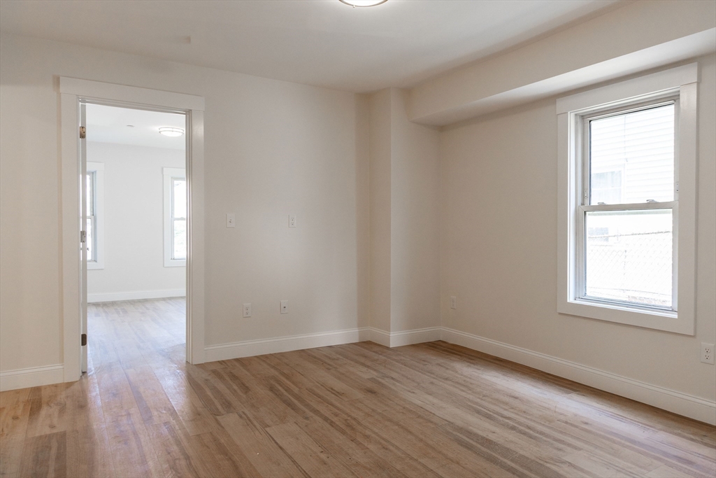71 Friend Street, Unit 1L Gloucester, MA 01930 - Photo 6 of 8