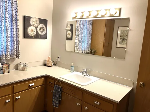 $199,900 | 1304 South State Street, Fairmont, MN 56031