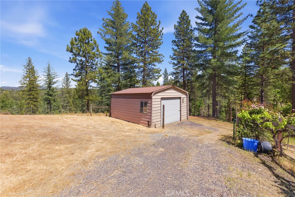 21552 Sprague Road West Groveland, CA 95321 - Photo 19 of 36
