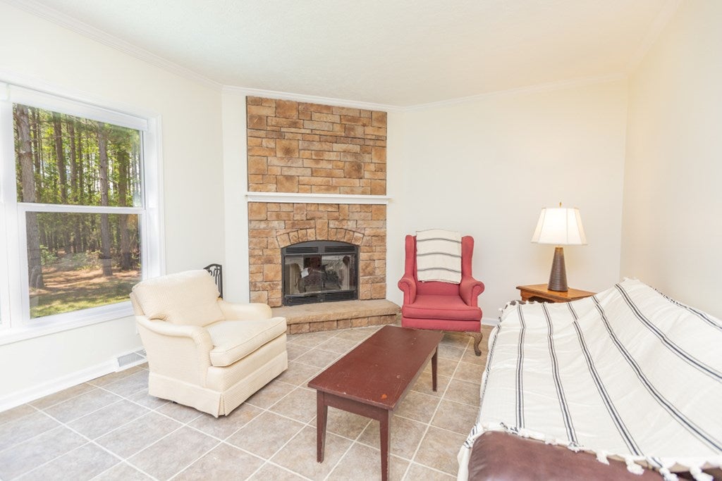2685 Double Bridges Road Keysville, VA 23947 - Photo 7 of 35 Gallery Image 7