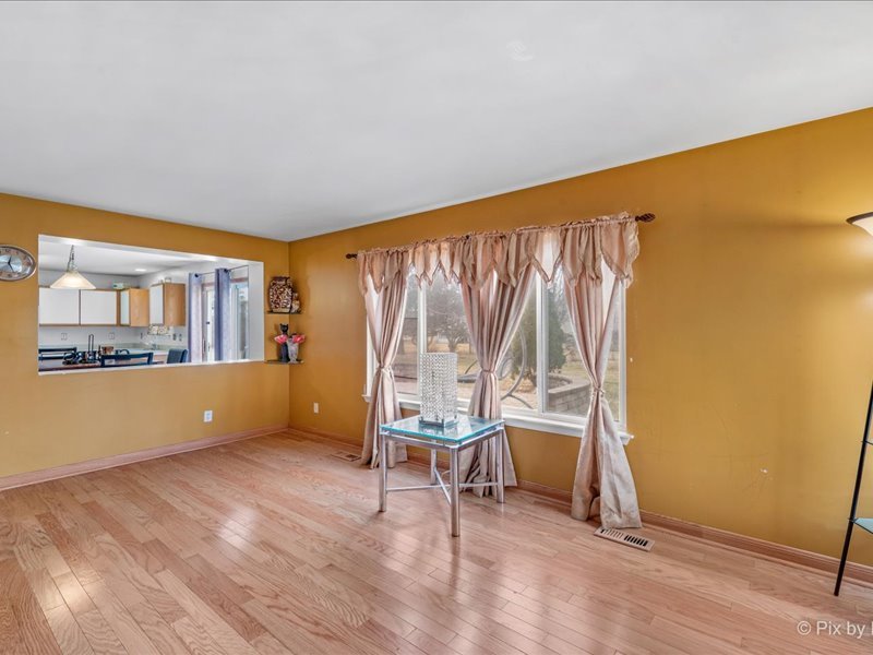 466 Susan Street Romeoville, IL 60446 - Photo 7 of 28 Gallery Image 7