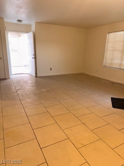 1830 North Pecos Road, Unit 155 Las Vegas, NV 89115 - Photo 7 of 23 living room