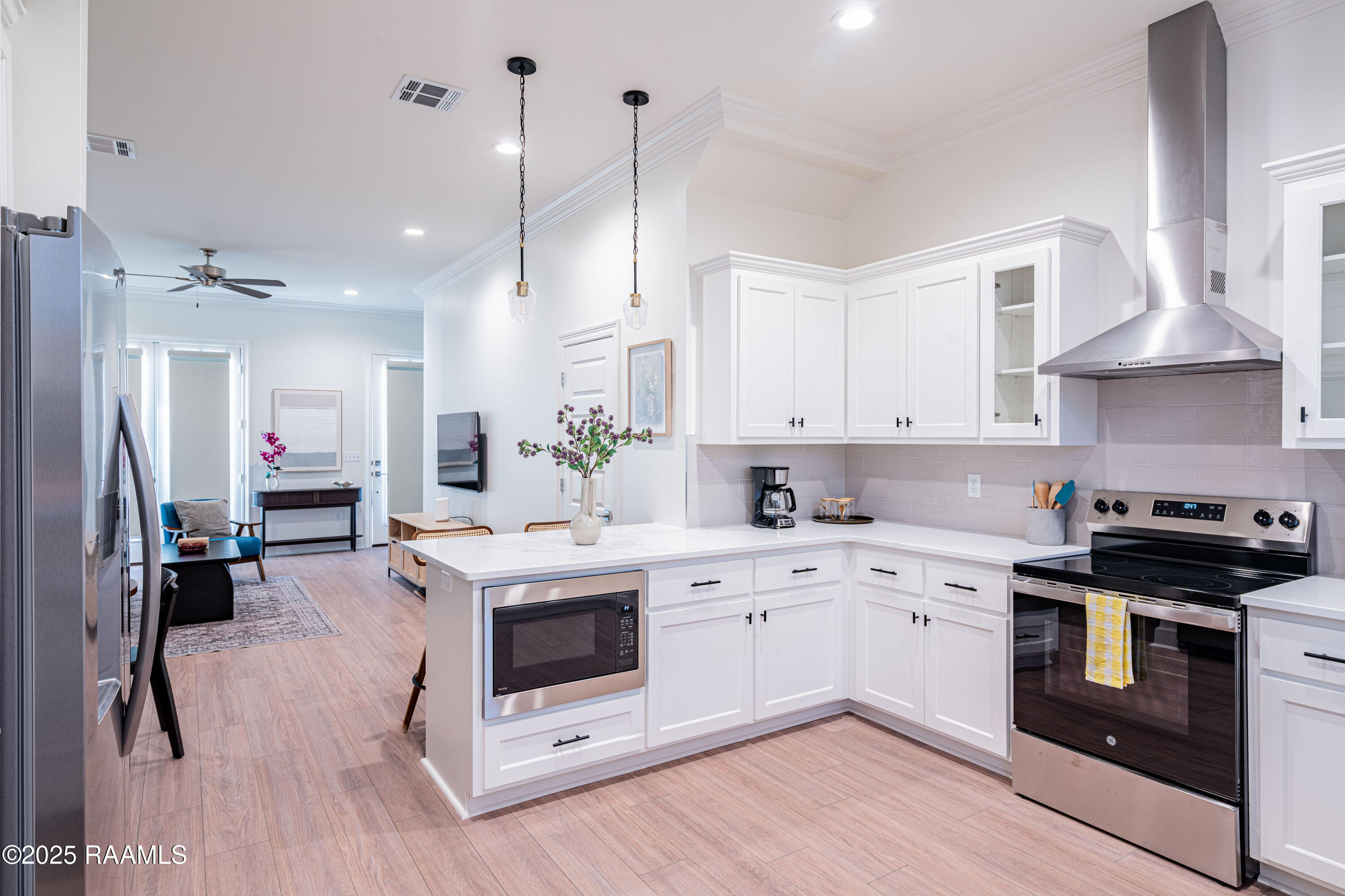 1510 Kaliste Saloom Road, Unit 404 Lafayette, LA 70508 - Photo 11 of 35 SH_03949-HDR - Copy