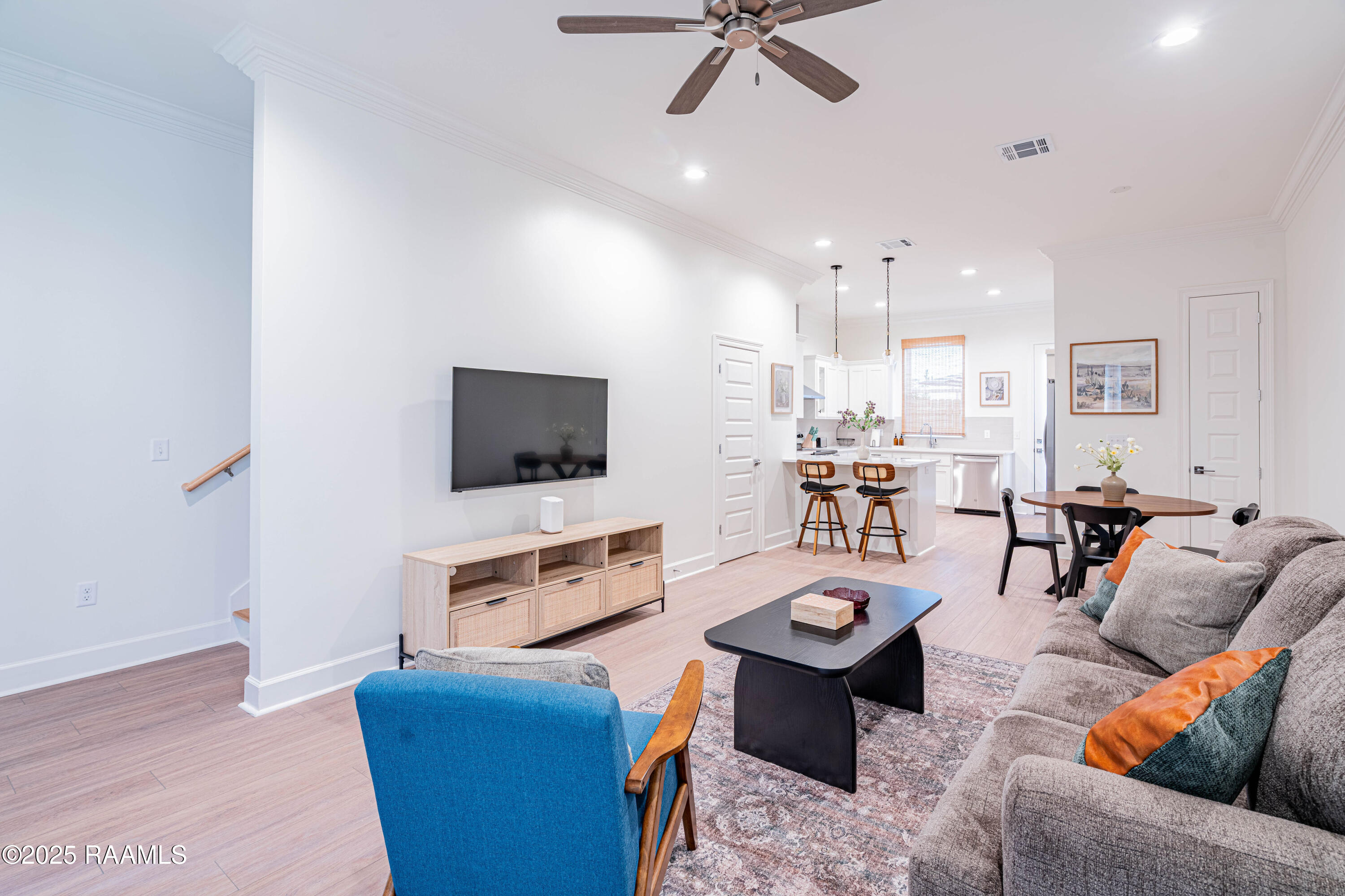 1510 Kaliste Saloom Road, Unit 404 Lafayette, LA 70508 - Photo 5 of 35 SH_03936-HDR