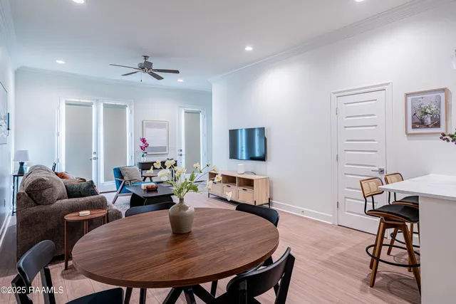 $4,000 | 1510 Kaliste Saloom Road, Unit 404, Lafayette, LA 70508