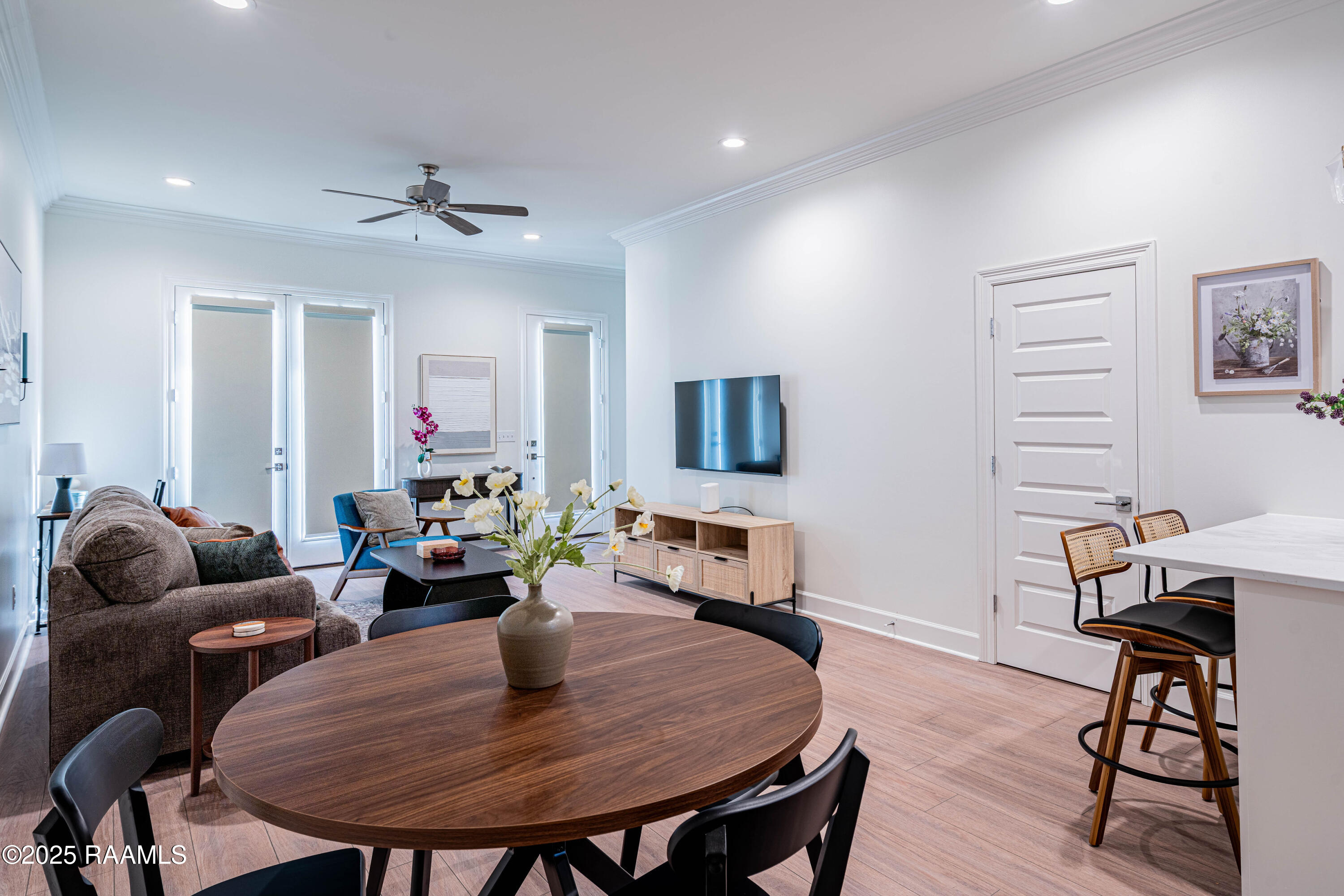 1510 Kaliste Saloom Road, Unit 404 Lafayette, LA 70508 - Photo 6 of 35 SH_03940-HDR