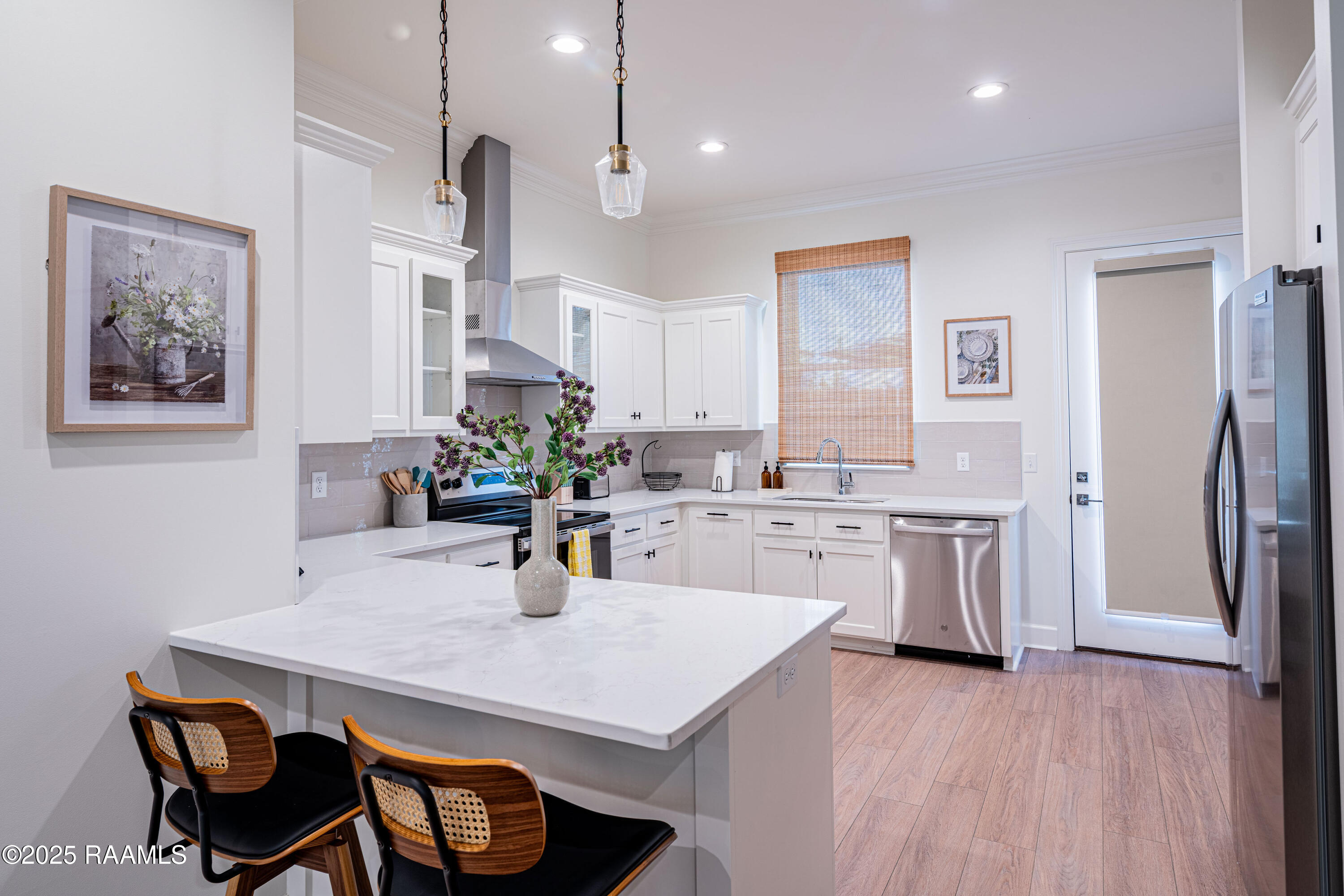 1510 Kaliste Saloom Road, Unit 404 Lafayette, LA 70508 - Photo 7 of 35 SH_03943-HDR